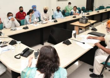 ਖੁਰਾਕ ਤੇ ਸਿਵਲ ਸਪਂਲਾਈ ਵਿਭਾਗ ਦੀ ਇੰਪਲਾਈਜ਼ ਯੂਨੀਅਨ ਦੇ ਆਗੂਆਂ ਵਲੋਂ ਵਿਭਾਗ ਦੇ ਮੰਤਰੀ ਸ਼੍ਰੀ ਭਾਰਤ ਭੂਸ਼ਣ ਆਸ਼ੂ ਨਾਲ ਮੀਟਿੰਗ