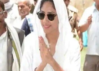 ਇਕ ਹਜ਼ਾਰ ਬੱਸਾਂ ਦੀ ਸਿਆਸਤ : ਕਾਂਗਰਸ ਵਿਧਾਇਕਾ ਨੇ ਆਪਣੀ ਹੀ ਪਾਰਟੀ ‘ਤੇ ਚੁੱਕੇ ਸਵਾਲ