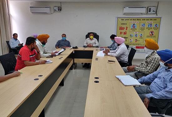 ਟਿੱਡੀ ਦਲ ਦੇ ਸੰਭਾਵੀ ਖਤਰੇ ਤੋਂ ਫ਼ਸਲਾਂ ਨੂੰ ਬਚਾਉਣ ਲਈ ਐਕਸ਼ਨ ਪਲਾਨ ਤਿਆਰ ਕਰਨ ਦੀ ਹਦਾਇਤ