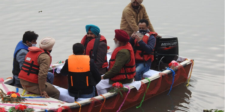 ਜੰਗਲੀ ਜੀਵ ਸੈਂਚਰੀ ਹਰੀਕੇ ਨੂੰ ਸੈਲਾਨੀਆਂ ਵਾਸਤੇ ਮੁੜ ਤੋਂ ਖੋਲਿਆ : ਜੰਗਲਾਤ ਮੰਤਰੀ ਸਾਧੂ ਸਿੰਘ ਧਰਮਸੋਤ