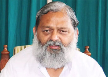 ਕੋਰੋਨਾ ਵੈਕਸੀਨ ਲੈਣ ਦੇ ਬਾਵਜੂਦ ਵੀ ਅਨਿਲ ਵਿਜ ਹੋਏ ਕੋਰੋਨਾ ਪਾਜ਼ੇਟਿਵ, ਹਸਪਤਾਲ ਵਿੱਚ ਦਾਖ਼ਿਲ