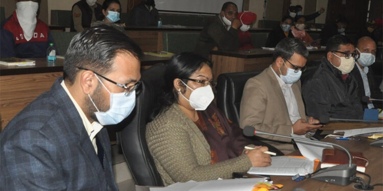 ਡੀਸੀ ਨੇ ਸ਼ਹਿਰੀ ਵਾਤਾਵਰਣ ਸੁਧਾਰ ਪ੍ਰੋਗਰਾਮ ਦੇ ਦੂਜੇ ਪੜਾਅ ਅਧੀਨ 126 ਕਰੋੜ ਰੁਪਏ ਦੀ ਲਾਗਤ ਵਾਲੇ ਪ੍ਰਾਜੈਕਟਾਂ ਦੀ ਪ੍ਰਗਤੀ ਦਾ ਲਿਆ ਜਾਇਜ਼ਾ