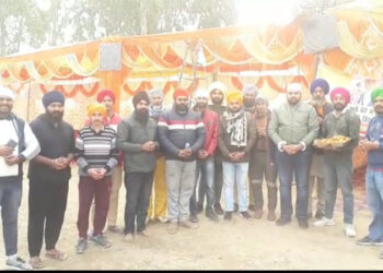 ਛੋਟੇ ਸਾਹਿਬਜ਼ਾਦਿਆਂ ਦੇ ਸ਼ਹੀਦੀ ਜੋੜ ਮੇਲੇ ਨੂੰ ਸਮਰਪਿਤ ਸੰਗਤਾਂ ਵੱਲੋਂ ਲਾਇਆ ਗਿਆ ਚਾਹ ਪਕੌੜਿਆਂ ਦਾ ਲੰਗਰ