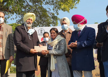 ਬਲਬੀਰ ਸਿੱਧੂ ਨੇ 409 ਫਾਰਮਾਸਿਸਟਾਂ ਨੂੰ ਨਿਯੁਕਤੀ ਪੱਤਰ ਦਿੱਤੇ