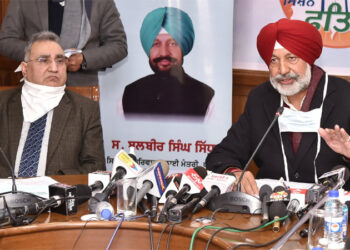 ਕੇਂਦਰ ਸਰਕਾਰ ਬਿਨਾਂ ਕਿਸੇ ਪੱਖਪਾਤ ਤੋਂ ਕੋਵਿਡ ਦਾ ਟੀਕਾ ਸਾਰਿਆਂ ਲਈ ਮੁਫ਼ਤ ਮੁਹੱਈਆ ਕਰਵਾਏ : ਬਲਬੀਰ ਸਿੰਘ ਸਿੱਧੂ