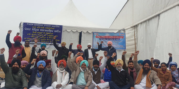 ਨੈਸ਼ਨਲ ਸ਼ਡਿਊਲਡ ਕਾਸਟਸ ਅਲਾਇੰਸ ਅਤੇ ਦਲਿਤ ਸੰਘਰਸ਼ ਮੋਰਚਾ ਵੱਲੋਂ ਅਣਮਿੱਥੇ ਸਮੇਂ ਦਾ ਧਰਨੇ ਅਤੇ ਸੰਕੇਤਕ ਭੁੱਖ ਹੜਤਾਲ ਅੱਜ ਨੌਵੇਂ ਦਿਨ ਵੀ ਜਾਰੀ