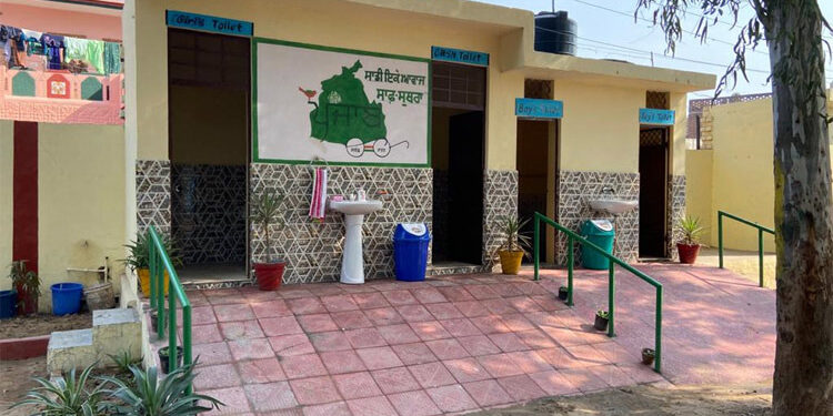 ਪੰਜਾਬ ਵਿੱਚ ਪੇਂਡੂ ਘਰਾਂ ਨੂੰ ਨਿੱਜੀ ਪਖਾਨਿਆਂ ਦੀ ਸਹੂਲਤ ਨਾਲ ਔਰਤਾਂ ਦੇ ਸਵੈ ਮਾਣ ਵਿਚ ਹੋਇਆ ਵਾਧਾ