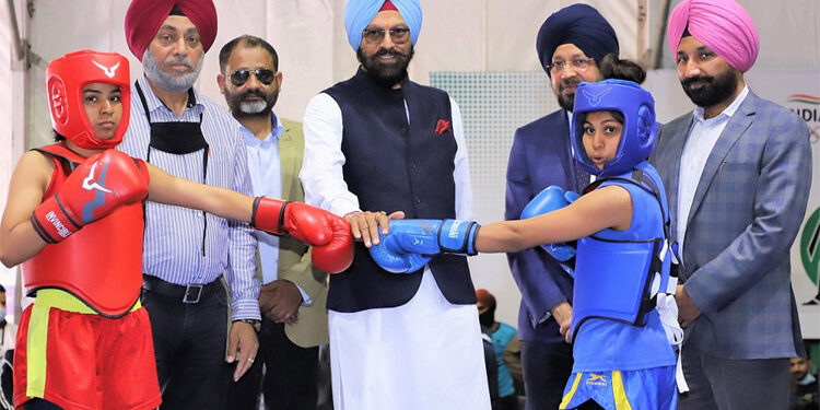 ਖੇਡ ਮੰਤਰੀ ਪੰਜਾਬ ਨੇ ਚੰਡੀਗੜ ਯੂਨੀਵਰਸਿਟੀ ਵਿਖੇ 29ਵੀਂ ਸੀਨੀਅਰ ਨੈਸ਼ਨਲ ਵੁਸ਼ੂ ਚੈਂਪੀਅਨਸ਼ਿਪ (ਲੜਕੇ/ਲੜਕੀਆਂ) ਦਾ ਕੀਤਾ ਉਦਘਾਟਨ