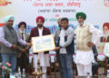 ਭਾਰਤ ਬਹੁ-ਰੰਗੇ ਫੁੱਲਾਂ ਦਾ ਗੁਲਦਸਤਾ; ਇਕ ਬੋਲੀ ਇੱਕ ਦੇਸ਼ ਦਾ ਨਾਅਰਾ ਦੇ ਕੇ ਫਿਰਕੂ ਰੰਗਤ ਦੇਣ ਵਾਲੇ ਦੇਸ਼ ਧ੍ਰੋਹੀ ਹਨ : ਚੰਨੀ