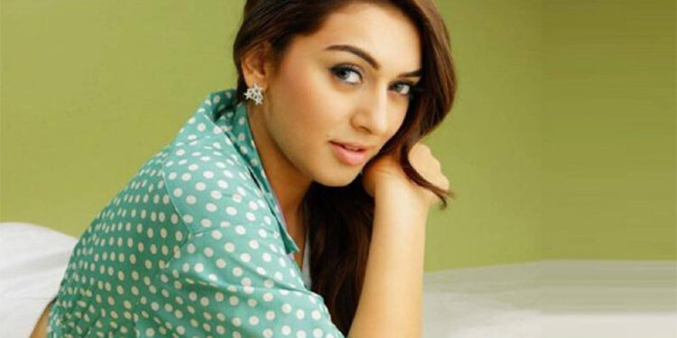 ਹੰਸਿਕਾ ਮੋਟਵਾਨੀ ਆਪਣੀ ਪੰਜਾਬੀ ਪਾਰੀ ਦੀ ਸ਼ੁਰੂਆਤ ਕਰਨ ਲਈ ਬਿਲਕੁਲ ਤਿਆਰ