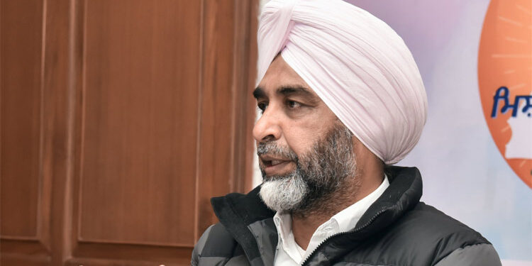 ਚੋਣਾਂ ਵਾਲੇ ਸੂਬਿਆਂ ਵੱਲ ਸੇਧਿਤ ਕੇਂਦਰੀ ਬਜਟ ਵਿੱਚ ਖੇਤੀਬਾੜੀ ਤੇ ਰੱਖਿਆ ਖੇਤਰ ਨਜ਼ਰਅੰਦਾਜ਼: ਮਨਪ੍ਰੀਤ ਸਿੰਘ ਬਾਦਲ