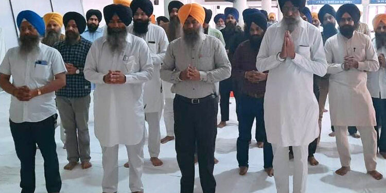 ਨਾਨਕਸ਼ਾਹੀ ਸੰਮਤ 553 ਦੀ ਆਮਦ ਸਬੰਧੀ ਸ੍ਰੀ ਅਖੰਡ ਪਾਠ ਸਾਹਿਬ ਦੇ ਭੋਗ ਪਾਏ