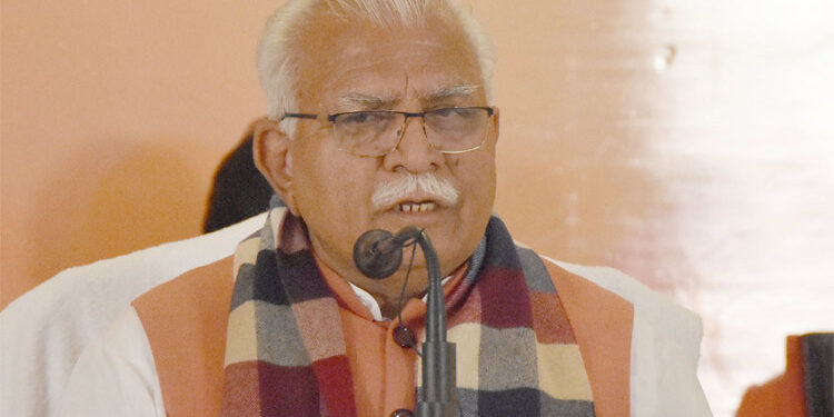 ਹਰਿਆਣਾ ਦੇ ਮੁੱਖ ਮੰਤਰੀ ਸੂਬੇ ਦੇ ਬਹੁਤ ਗਰੀਬ ਪਰਿਵਾਰਾਂ ਦੇ ਆਰਥਿਕ ਉਥਾਨ ਨੂੰ ਲੈ ਕੇ ਬੇਹੱਦ ਗੰਭੀਰ ਹਨ