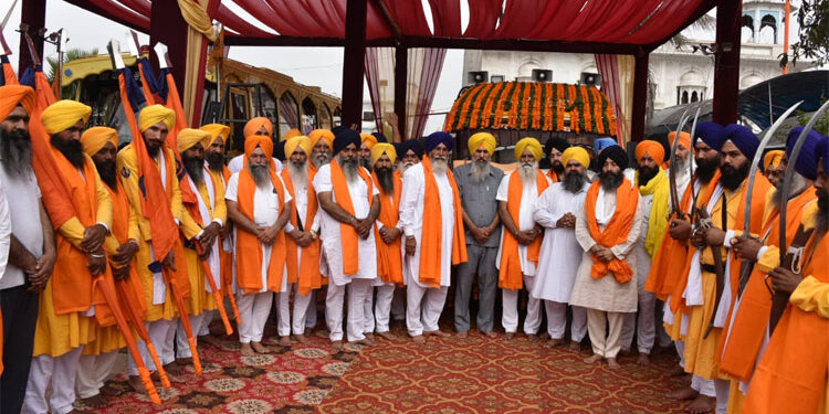 400 ਸਾਲਾ ਪ੍ਰਕਾਸ਼ ਪੁਰਬ ਨੂੰ ਸਮਰਪਿਤ ਨਗਰ ਕੀਰਤਨ ਗੁਰਦੁਆਰਾ ਮੰਜੀ ਸਾਹਿਬ ਅੰਬਾਲਾ ਤੋਂ ਅਗਲੇ ਪੜਾਅ ਲਈ ਰਵਾਨਾ