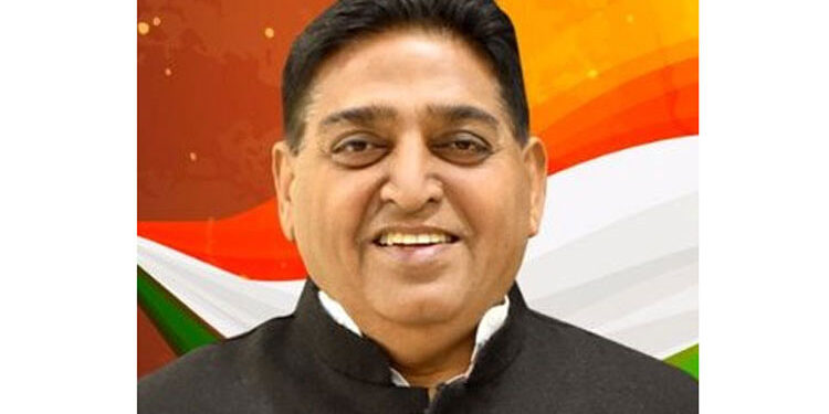 ਸਿੱਧੂ ਪਾਰਟੀ ਲੀਡਰਸ਼ਿਪ ’ਤੇ ਸਵਾਲ ਖੜ੍ਹੇ ਕਰਕੇ ਪਾਰਟੀ ਨੂੰ ਕਮਜ਼ੋਰ ਕਰਨ ਦਾ ਕਰ ਰਿਹੈ ਕੰਮ