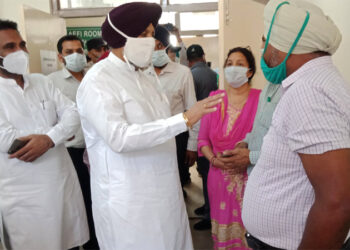 ਬਲਬੀਰ ਸਿੱਧੂ ਵੱਲੋਂ ਕੋਵਿਡ-19 ਟੀਕਾਕਰਨ ਕੇਂਦਰਾਂ ਦੀ ਅਚਨਚੇਤ ਚੈਕਿੰਗ