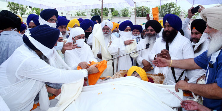 ਸਾਬਕਾ ਜਥੇਦਾਰ ਗਿਆਨੀ ਜੋਗਿੰਦਰ ਸਿੰਘ ਵੇਦਾਂਤੀ ਦਾ ਪੰਥਕ ਸ਼ਖ਼ਸੀਅਤਾਂ ਦੀ ਮੌਜੂਦਗੀ ’ਚ ਹੋਇਆ ਅੰਤਿਮ ਸੰਸਕਾਰ