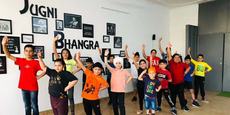 ਸੱਭਿਆਚਾਰ ਤੇ ਪੰਜਾਬੀਅਤ ਦਾ ਪਹਿਰੇਦਾਰ ਰੇਡਿਓ ਰੰਗ ਐਫ. ਐਮ.