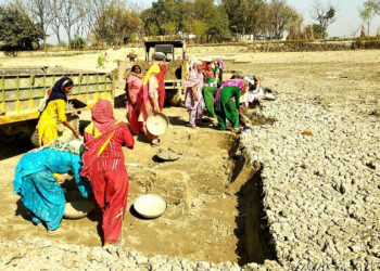 ਪੰਜਾਬ ਸਰਕਾਰ ਵੱਲੋਂ ਛੱਪੜਾਂ ਦੀ ਸਫ਼ਾਈ ਲਈ ਸਮਾਰਟ ਪਿੰਡ ਮੁਹਿੰਮ ਦੀ ਸ਼ੁਰੂਆਤ