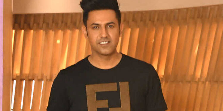 ਗਿੱਪੀ ਗਰੇਵਾਲ ਸਮੇਤ 100 ਜਣਿਆ ਦੀ ਪੂਰੀ ਟੀਮ ‘ਤੇ ਕੇਸ ਦਰਜ ਕੀਤਾ ਪੰਜਾਬ ਪੁਲਿਸ ਨੇ , ਜ਼ਮਾਨਤ ‘ਤੇ ਹੋਇਆ ਰਿਹਾ