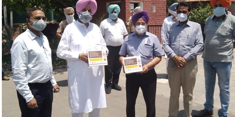 ਉੱਚ ਜੋਖ਼ਮ ਵਾਲੀ ਆਬਾਦੀ ਨੂੰ ਹਾਈਪਰਟੈਂਸ਼ਨ ਅਤੇ ਡਾਇਬਟੀਜ਼ ਦੇ ਮਾਰੂ ਪ੍ਰਭਾਵਾਂ ਬਾਰੇ ਜਾਣਕਾਰੀ ਦੇਣ ਲਈ ਜਾਗਰੂਕਤਾ ਮੁਹਿੰਮ ਸ਼ੁਰੂ