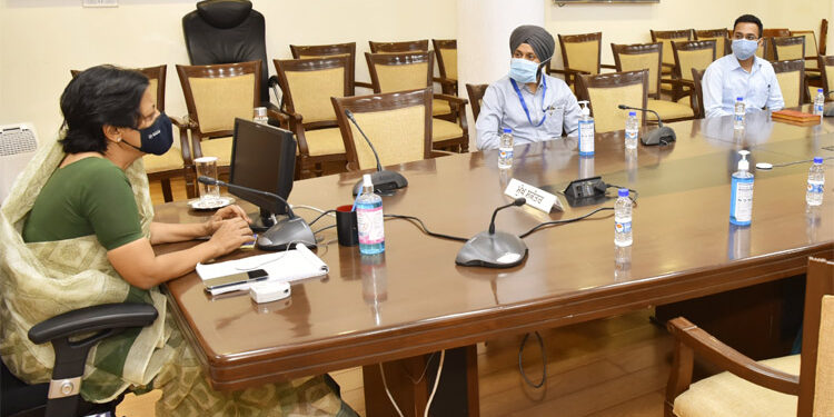 ਪ੍ਰੋਬੇਸ਼ਨਰੀ ਆਈ.ਏ.ਐਸ. ਅਧਿਕਾਰੀਆਂ ਵੱਲੋਂ ਮੁੱਖ ਸਕੱਤਰ ਨਾਲ ਮੁਲਾਕਾਤ, ਕਈ ਪ੍ਰਬੰਧਕੀ ਨੁਕਤੇ ਸਿੱਖੇ