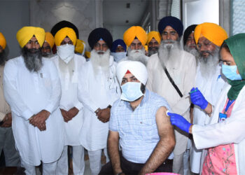 ਸ਼੍ਰੋਮਣੀ ਕਮੇਟੀ ਵੱਲੋਂ ਸ੍ਰੀ ਦਰਬਾਰ ਸਾਹਿਬ ਵਿਖੇ ਕੋਰੋਨਾ ਵੈਕਸੀਨ ਕੈਂਪ ਦੇ ਦੂਜੇ ਪੜਾਅ ਦੀ ਸ਼ੁਰੂਆਤ