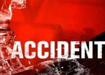 ਉੱਤਰ ਪ੍ਰਦੇਸ਼ ਵਿੱਚ ਕਾਰ ਅਤੇ ਟਰੱਕ ਵਿੱਚ ਟੱਕਰ ਦੌਰਾਨ ਦੋ ਸਕੇ ਭਰਾਵਾਂ ਸਮੇਤ 5 ਵਿਅਕਤੀਆਂ ਦੀ ਮੌਤ