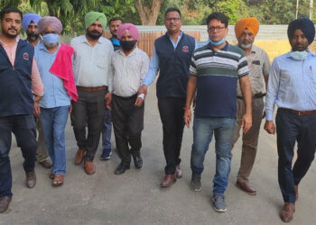 ਵਿਜੀਲੈਂਸ ਵਲੋਂ ਮਿਊਸਿਪਲ ਕਮੇਟੀ ਦਾ ਕਾਰਜਕਾਰੀ ਅਫਸਰ ਤੇ ਕਲਰਕ ਰਿਸ਼ਵਤ ਲੈਂਦੇ ਰੰਗੇ ਹੱਥੀਂ ਕਾਬੂ