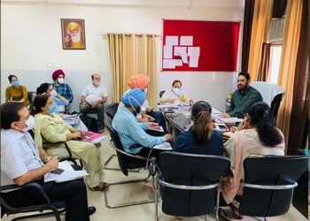 ਰੂਪਨਗਰ ਸਿਵਲ ਸਰਜਨ ਡਾ. ਪਰਮਿੰਦਰ ਕੁਮਾਰ ਨੇ ਮਹੀਨਾਵਾਰ ਮੀਟਿੰਗ ਵਿੱਚ ਸਿਹਤ ਸੇਵਾਵਾਂ ਦਾ ਕੀਤਾ ਮੁਲਾਂਕਣ