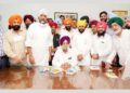ਸੁਖਜਿੰਦਰ ਸਿੰਘ ਰੰਧਾਵਾ ਨੇ ਮੁੱਖ ਮੰਤਰੀ ਚਰਨਜੀਤ ਸਿੰਘ ਚੰਨੀ ਦੀ ਹਾਜ਼ਰੀ ਵਿੱਚ ਉਪ ਮੁੱਖ ਮੰਤਰੀ ਵਜੋਂ ਅਹੁਦਾ ਸੰਭਾਲਿਆ