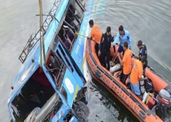 ਬੰਗਾਲ ਵਿੱਚ ਨਹਿਰ ਵਿੱਚ ਡਿੱਗੀ ਬੱਸ, 6 ਵਿਅਕਤੀਆਂ ਦੀ ਮੌਤ