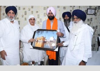 ਗੁਰੂ ਰਾਮਦਾਸ ਜੀ ਦੇ ਪ੍ਰਕਾਸ਼ ਪੁਰਬ ਸਮਾਗਮਾਂ ਸੰਬੰਧੀ ਮੇਅਰ ਰਿੰਟੂ ਤੇ ਪ੍ਧਾਨ ਬੀਬੀ ਜਗੀਰ ਕੌਰ ਦੀ ਹੋਈ ਇਕੱਤਰਤਾ