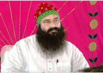 ਮਾਮਲਾ ਬੇਅਦਬੀ ਦਾ : ਡੇਰਾ ਮੁਖੀ ਨੂੰ ਨਿੱਜੀ ਤੌਰ ’ਤੇ ਅਦਾਲਤ ਵਿਚ ਪੇਸ਼ ਕਰਨ ਦੇ ਹੁਕਮ