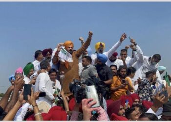ਨਵਜੋਤ ਸਿੱਧੂ ਨੇ ਲਖੀਮਪੁਰ ਖੀਰੀ ਰਵਾਨਾ ਹੋਣ ਤੋਂ ਪਹਿਲਾਂ ਮੋਦੀ ਬਾਰੇ ਕੀ ਕਿਹਾ