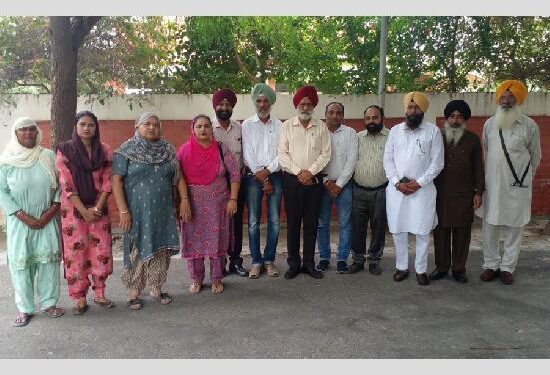 ਸ਼ਹੀਦ ਹੋਏ 5 ਫੌਜ਼ੀ ਪਰਿਵਾਰਾਂ ਨੂੰ ਇੱਕ ਇੱਕ ਕਰੋੜ ਦੀ ਮਦਦ ਲਈ ਸੈਨਿਕ ਵਿੰਗ ਮੁੱਖ ਮੰਤਰੀ ਨੂੰ ਦੇਵੇਗਾ ਮੰਗ ਪੱਤਰ