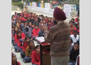 ਸਕੂਲਾਂ ਦੇ ਬੱਚਿਆਂ ਨੂੰ ਤਰਕਸ਼ੀਲ ਚੇਤਨਾ ਪ੍ਰੀਖਿਆ ਲਈ ਪ੍ਰੇਰਿਤ ਕੀਤਾ