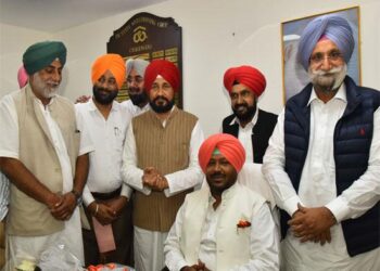 ਕੁਲਦੀਪ ਵੈਦ ਨੇ ਮੁੱਖ ਮੰਤਰੀ ਚੰਨੀ ਦੀ ਮੌਜੂਦਗੀ ਵਿੱਚ ਪੰਜਾਬ ਸਟੇਟ ਵੇਅਰਹਾਊਸ ਕਾਰਪੋਰੇਸ਼ਨ ਦੇ ਚੇਅਰਮੈਨ ਵਜੋਂ ਅਹੁਦਾ ਸੰਭਾਲਿਆ”