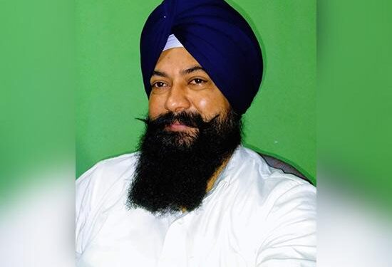 ਕਾਂਗਰਸ ਪਾਰਟੀ ’ਚ ਪਤਝੜ ਦੇ ਬੱਦਲ ਛਾਏ-ਕਾਂਗਰਸੀ ਸੁੱਕੇ ਪੱਤਿਆਂ ਵਾਂਗ ਝੜ ਰਹੇ : ਗੜ੍ਹੀ