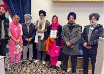 ਕੈਨੇਡਾ : ਖਾਲਸਾ ਦੀਵਾਨ ਸੁਸਾਇਟੀ ਵੈਨਕੂਵਰ ਵੱਲੋਂ ਅਮਰਜੀਤ ਕੌਰ ਸੋਨਾ ਪੰਧੇਰ ਦਾ ਸਨਮਾਨ