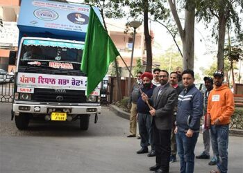ਮੱਤਦਾਨ ਜਾਗਰੂਕਤਾ ਦਾ ਸੁਨੇਹਾ ਦੇਣ ਲਈ ਜਾਗਰੂਕਤਾ ਵੈਨ ਰਵਾਨਾ