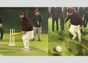 ਰਾਜਨੀਤੀ ਦੇ ਮਾਹਿਰ ਖਿਡਾਰੀ ਚੰਨੀ ਨੇ ਕ੍ਰਿਕੇਟ ਅਤੇ ਫੁੱਟਬਾਲ ਵਿੱਚ ਵੀ ਕੁਝ ਸਮਾਂ ਹੱਥ ਅਜਮਾਏ
