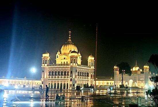 ਕਰਤਾਰਪੁਰ ਸਾਹਿਬ ਜਾਣ ਵਾਲੇ ਸ਼ਰਧਾਲੂਆਂ ਲਈ ਕਰੰਸੀ ਲਿਜਾਣ ਦੀ ਹੱਦ ਘਟਾਈ