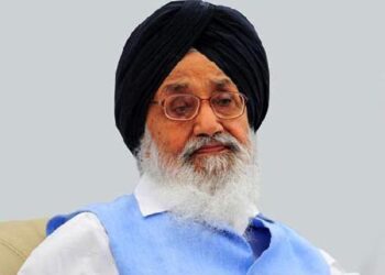 ਪ੍ਧਾਨ ਮੰਤਰੀ ਮੋਦੀ ਨੇ ਲਾਇਆ ਸੀਨੀਅਰ ਬਾਦਲ ਨੂੰ ਫੋਨ , ਪੁੱਛਿਆ ਸਿਹਤ ਦਾ ਹਾਲਚਾਲ