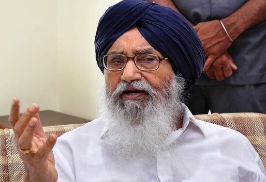 ਪੰਜਾਬ ਦੇ ਸਾਬਕਾ ਮੁੱਖ ਮੰਤਰੀ ਪ੍ਰਕਾਸ਼ ਸਿੰਘ ਬਾਦਲ ਨੂੰ ਹੋਇਆ ਕੋਰੋਨਾ