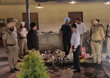 ਆਬਕਾਰੀ ਵਿਭਾਗ ਨੇ ਸ਼ਰਾਬ ਦੇ ਬਾਰਾਂ ‘ਤੇ ਹੋਣ ਵਾਲੀਆਂ ਗੈਰ-ਕਾਨੂੰਨੀ ਗਤੀਵਿਧੀਆਂ ਨੂੰ ਰੋਕਣ ਲਈ ‘ਨਾਈਟ ਸਵੀਪ’ ਆਪ੍ਰੇਸ਼ਨ ਚਲਾਇਆ: ਚੀਮਾ