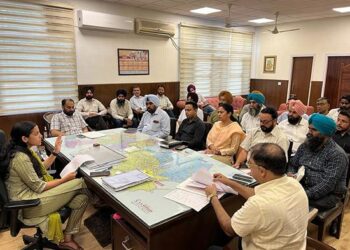 ਪਟਿਆਲਾ: DC ਵੱਲੋਂ ਆਯੂਸ਼ਮਾਨ ਭਾਰਤ ਸਰਬੱਤ ਸਿਹਤ ਬੀਮਾ ਯੋਜਨਾ ਦਾ ਜਾਇਜ਼ਾ