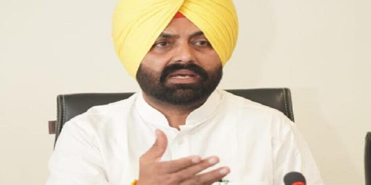 ਮਨਿਸਟਰਜ਼ ਫ਼ਲਾਇੰਗ ਸਕੁਐਡ ਨੇ ਡੀਜ਼ਲ ਤੇ ਟਿਕਟ ਚੋਰੀ ਸਣੇ ਪੰਜ ਵੱਖ-ਵੱਖ ਮਾਮਲੇ ਫੜੇ: ਲਾਲਜੀਤ ਸਿੰਘ ਭੁੱਲਰ