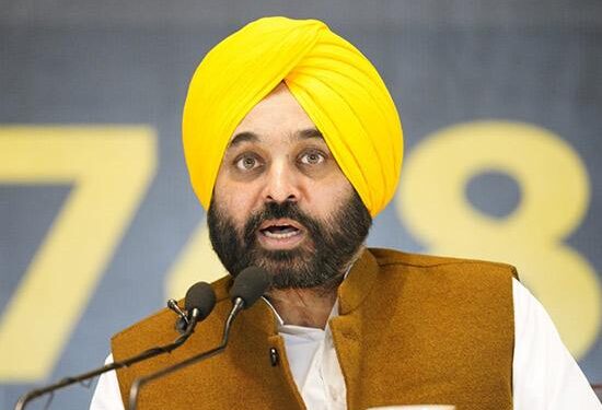 ਮਾਨ ਦੀਆਂ ਹਦਾਇਤਾਂ ਅਨੁਸਾਰ ਪੰਜਾਬ ਸਰਕਾਰ ਵੱਲੋਂ ਹੜ੍ਹ ਪ੍ਰਭਾਵਿਤਾਂ ਲਈ ਵੱਡੀ ਪੱਧਰ ‘ਤੇ ਰਾਹਤ ਕਾਰਜ ਜਾਰੀ