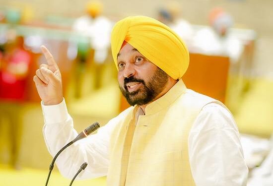 ਭਗਵੰਤ ਮਾਨ ਨੇ 10ਵਾਂ ਟੋਲ ਪਲਾਜ਼ਾ ਕਰਵਾਇਆ ਬੰਦ